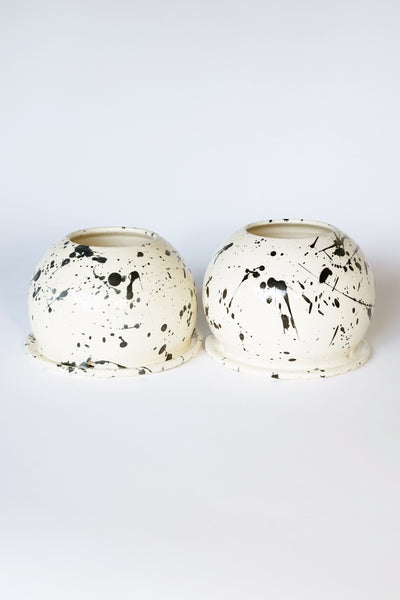 SPHERE SPLATTER POT