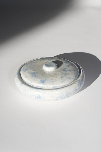 MISTY BLUE LIDDED VESSEL